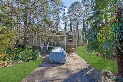 108 Jennifer Ln Nw, Lilburn, GA, 30047-6126 | Card Image