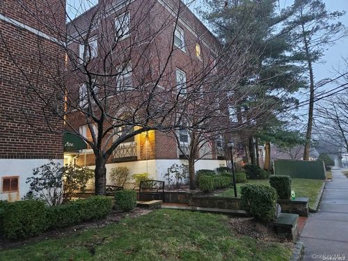 apt-6b-30 Shipherd Ave, Lynbrook, NY, 11563-3645 | Card Image