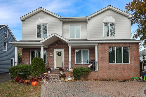 2nd-fl-83 Lexington Ave, Westbury, NY, 11590-4333 | Card Image