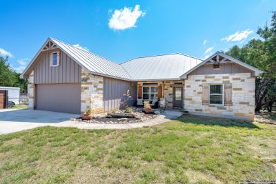 1441 Rocky Ridge Loop, House other with 3 bedrooms, 2 bathrooms and null parking in Canyon Lake TX | Image 3