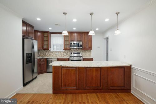 499 Irish Rd, BERWYN, PA, 19312-1013 | Card Image