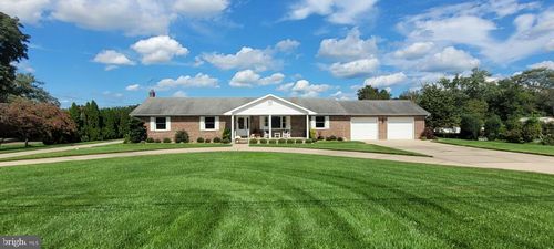 4926 Landis Ave, VINELAND, NJ, 08360-9339 | Card Image