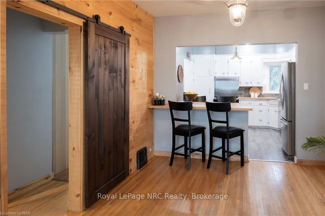148 York St, House other with 2 bedrooms, 2 bathrooms and 2 parking in Saint Catharines ON | Image 11