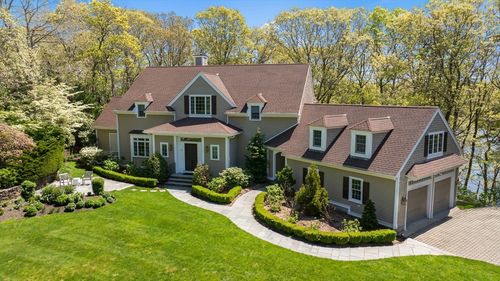79 Cedar Tree Neck Rd, Marstons Mills, MA, 02648-1815 | Card Image