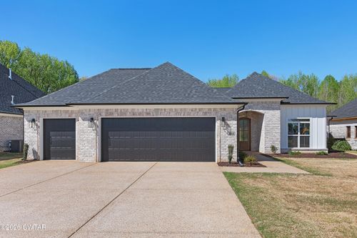 111 Rockford Dr, Jackson, TN, 38305-3319 | Card Image