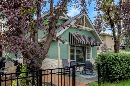 2538 17 Ave Sw, Calgary, AB, T3E7G9 | Card Image