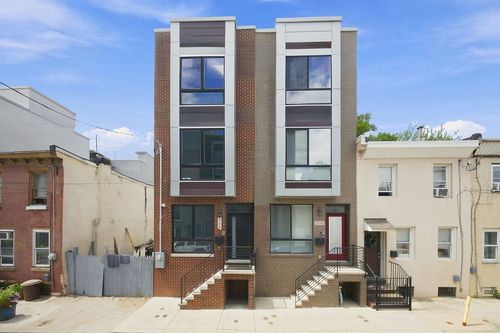 2136 N Randolph St, Philadelphia, PA, 19122-1428 | Card Image
