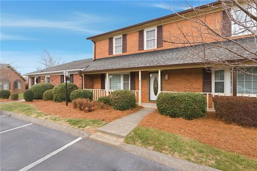 111 Chrisfield Cir, Winston-Salem, NC, 27104-4465 | Card Image