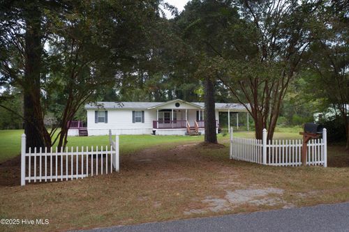 6231 Sam Potts Hwy, Hallsboro, NC, 28442-9158 | Card Image