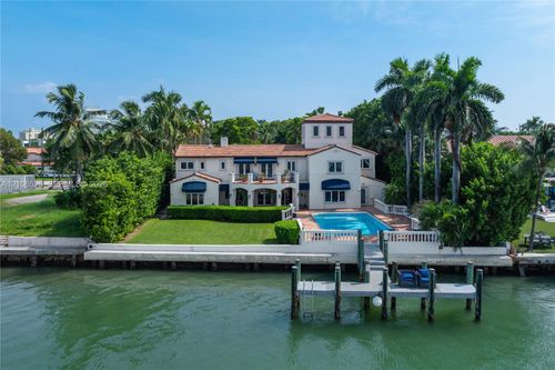 4760 N Bay Rd, Miami Beach, FL, 33140-2814 | Card Image