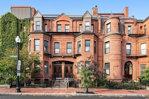 b232-230 W Newton St, Boston, MA, 02116-6484 | Card Image