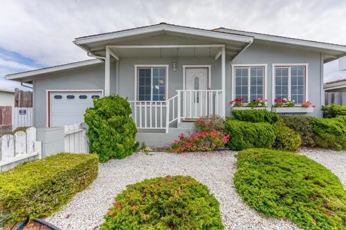 1714 Waring St, Seaside, CA, 93955-3826 | Card Image