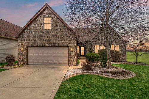 8331 Doubletree Drive N, Crown Point, IN, 46307 | Card Image