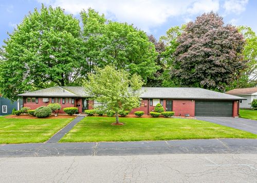 23 Russell Cir, Natick, MA, 01760-1223 | Card Image