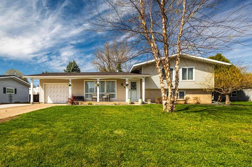 3013 Lincoln Avenue, La Crosse, WI, 54601 | Card Image