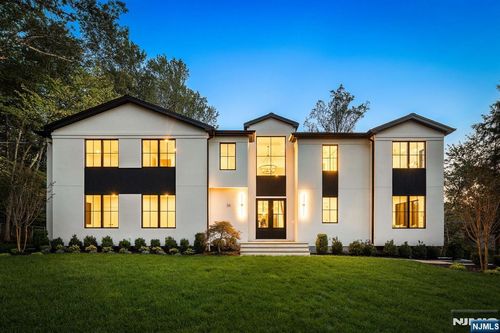 36 Hampshire Hill Rd, Upper Saddle River, NJ, 07458-1106 | Card Image