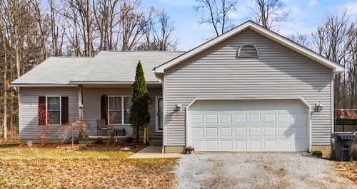 611 County Road 801, Ashland, OH, 44805-9571 | Card Image