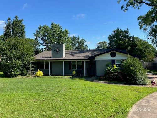 615 E Fairview Street, Blossom, TX, 75416 | Card Image
