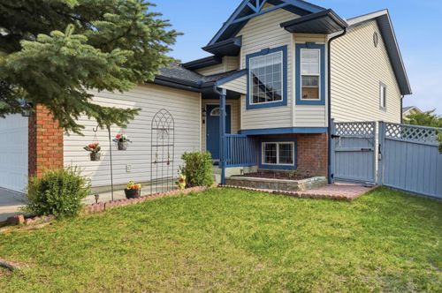 76 Crystalridge Cres, Okotoks, AB, T1S1V2 | Card Image