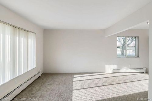 16425 E 12 Mile - 1 Bed Units Road, Roseville, MI, 48066 | Card Image