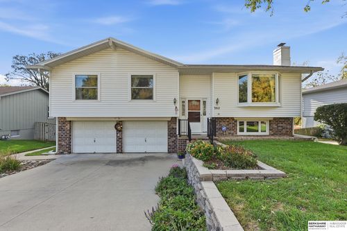 302 Marian Ave, Bellevue, NE, 68005-2462 | Card Image