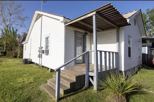 313 Napoleon Street W, Sulphur, LA, 70663 | Card Image