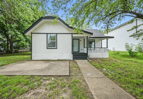 318 E Shepherd St, Denison, TX, 75021-4840 | Card Image