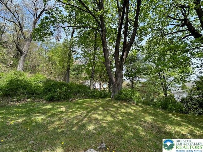 732 Center Ave, House other with 0 bedrooms, 0 bathrooms and null parking in Jim Thorpe PA | Image 4