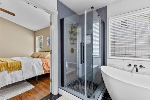 17409 Salt Flat Ln, Round Rock, TX, 78664-7254 | Card Image