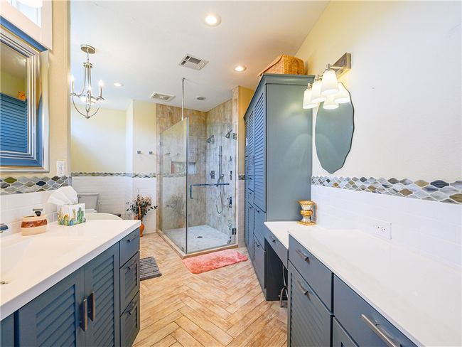 1170 S Virginia St, House other with 4 bedrooms, 4 bathrooms and null parking in Port Lavaca TX | Image 24