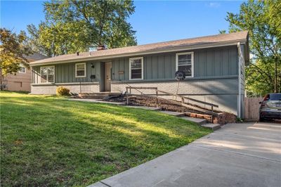 9308 E 82nd Street, House other with 3 bedrooms, 2 bathrooms and null parking in Raytown MO | Image 1