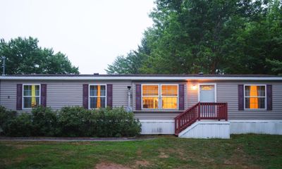 2 Twins Road, House other with 3 bedrooms, 2 bathrooms and null parking in Raymond NH | Image 3