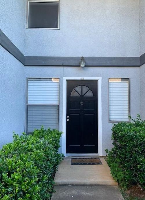 613 Ridgeline Dr, Hurst, TX, 76053-4734 | Card Image