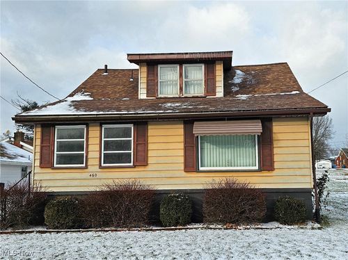 460 Devitt Ave, Campbell, OH, 44405-1552 | Card Image