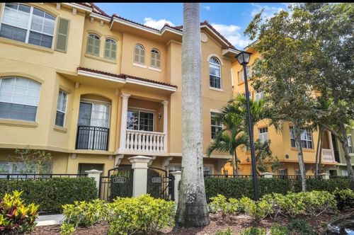 11850 Valencia Gardens Ave, Palm Beach Gardens, FL, 33410-2933 | Card Image