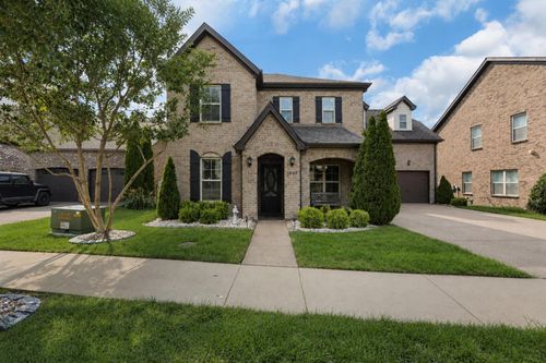 1003 Reese Dr, Franklin, TN, 37069-1435 | Card Image