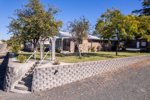 2752 Sw Aaron St, Madras, OR, 97741-9091 | Card Image