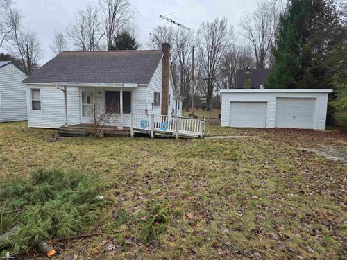 3731 Huron Ct, Burtchville, MI, 48059-1624 | Card Image