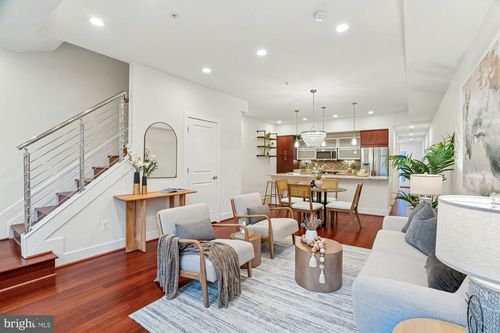 a-2112 3rd St Ne, WASHINGTON, DC, 20002-1404 | Card Image