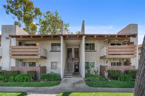 11-17574 Vandenberg Ln, Tustin, CA, 92780-2048 | Card Image