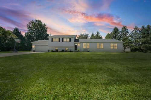 376 Nathan Ter, Valparaiso, IN, 46383 | Card Image