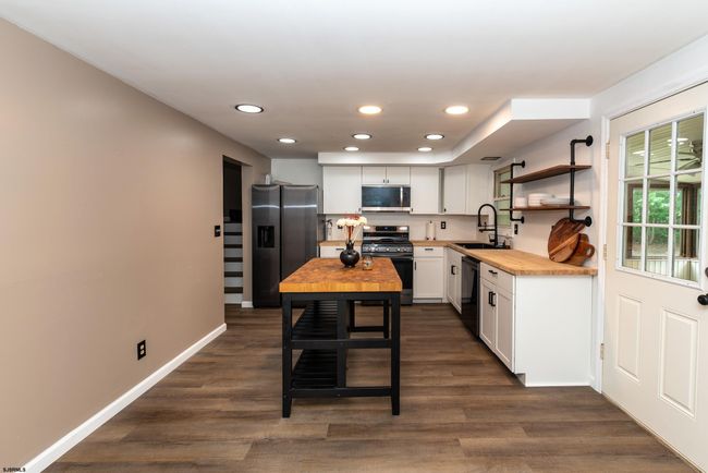 815 Berrywood Ln Ln, House other with 4 bedrooms, 2 bathrooms and null parking in Absecon NJ | Image 16