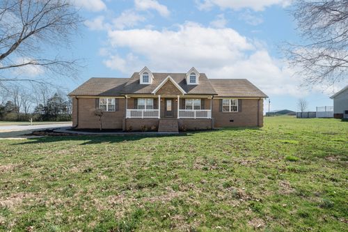 2351 Feedmill Rd, Chapel Hill, TN, 37034-2505 | Card Image
