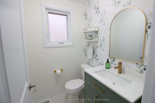 432 Adelaide St, House attached with 3 bedrooms, 3 bathrooms and 1 parking in Arthur ON | Image 9