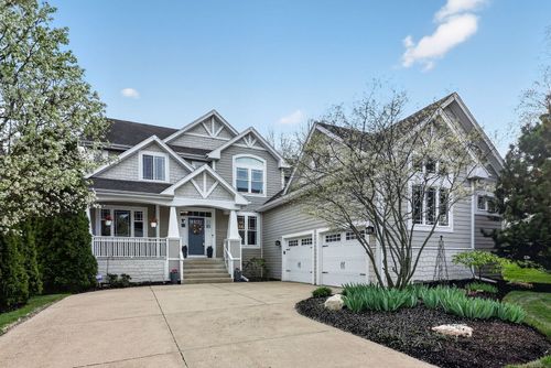 702 S Wilmette Ave, Westmont, IL, 60559-2087 | Card Image