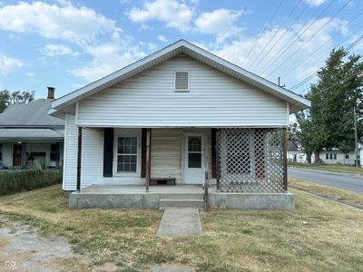 2430 Grand Avenue, House other with 2 bedrooms, 1 bathrooms and null parking in New Castle IN | Image 3