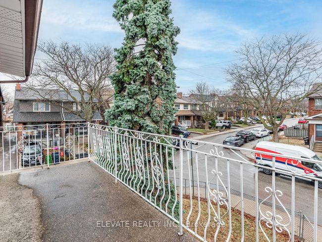 76 Appleton Ave, House other with 3 bedrooms, 2 bathrooms and 1 parking in York. ON | Image 37