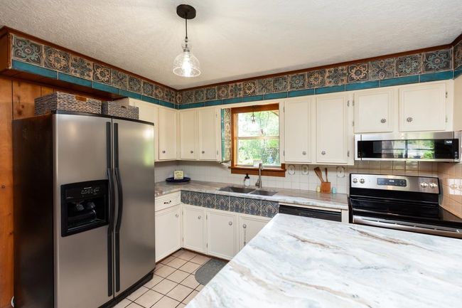 2610 Isbell Ln, House other with 4 bedrooms, 2 bathrooms and null parking in Silsbee TX | Image 10