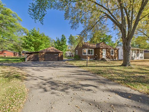 234 West Ave N, Waite Park, MN, 56387-1267 | Card Image