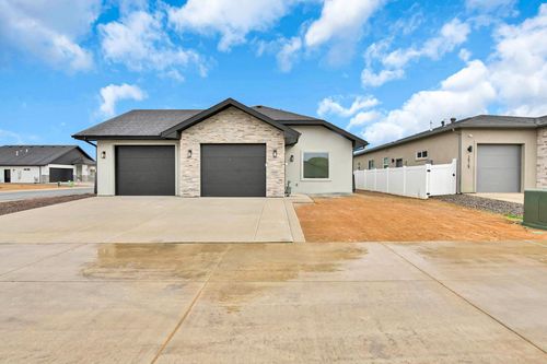 b-2875 Rock Creek Dr, Grand Junction, CO, 81503-6704 | Card Image
